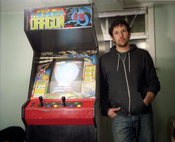 Craigslist (arcade machine, $300)