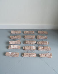 890 Non Structural Bricks