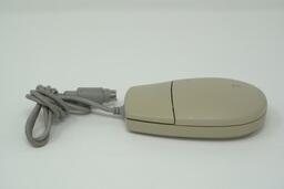 Apple Desktop Bus Mouse II M2706
