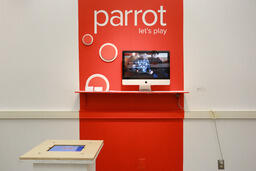 Parrot : let's play